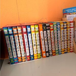 Disney Kids Book Collection - Colorful Set